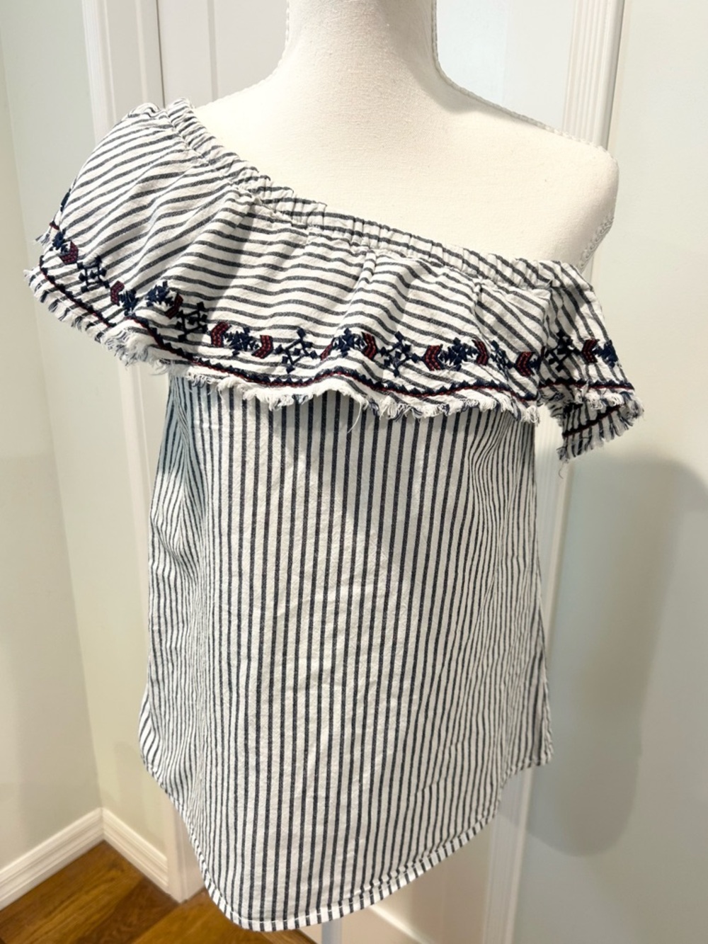 Label of Graded Goods One-Shoulder Ruffle Top